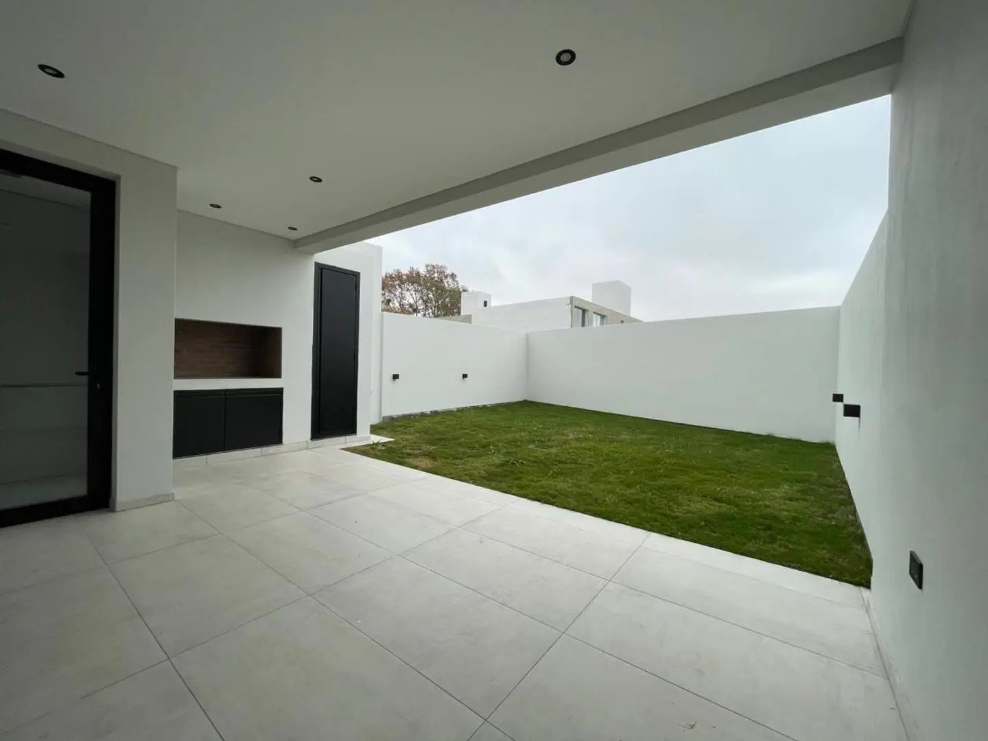 Duplex en Alquiler! En Campo Chico! Seguidad! Categoría! 4