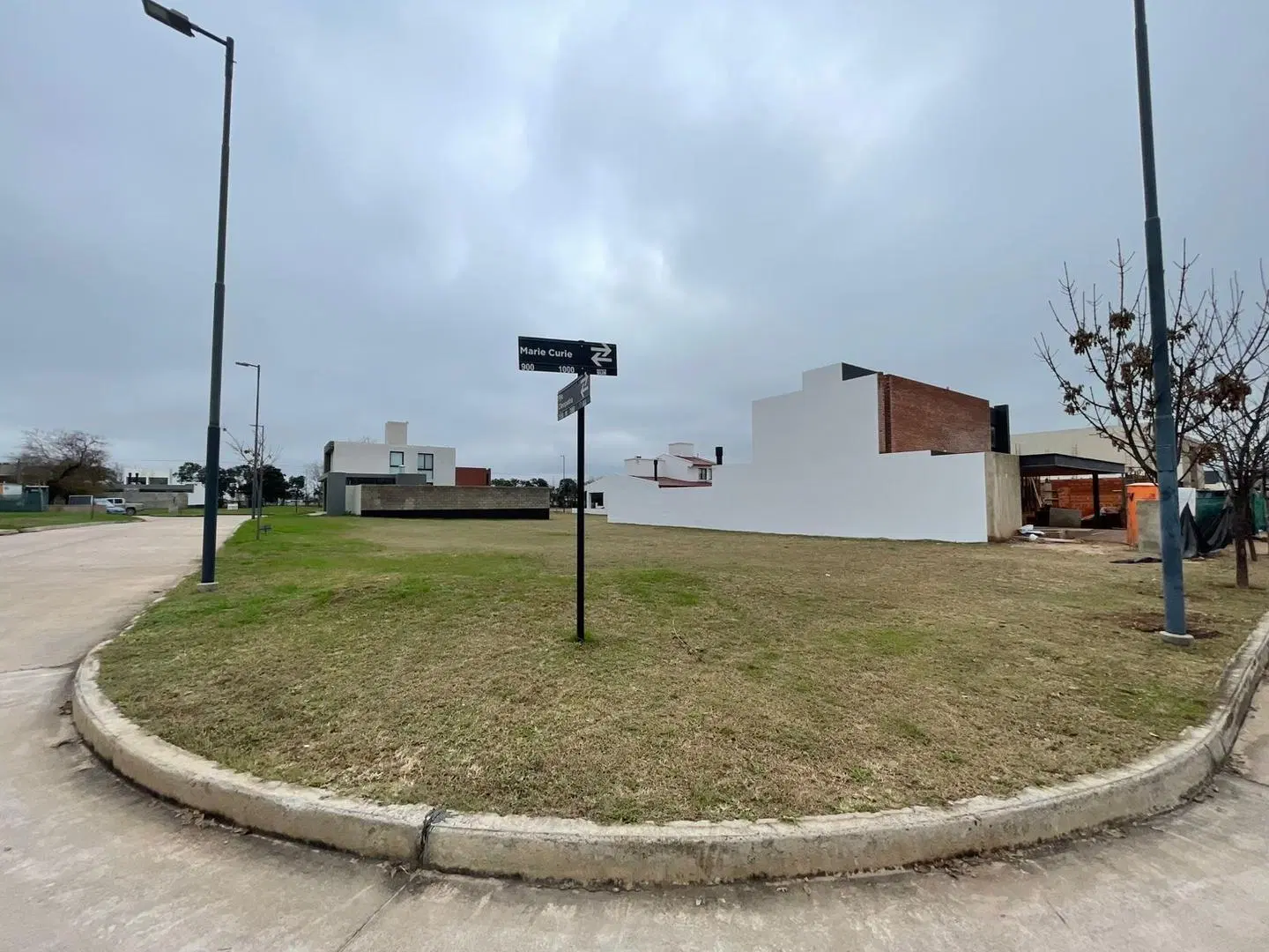 Terreno a la venta! Distrito Sur! Etapa 1! Central! 4