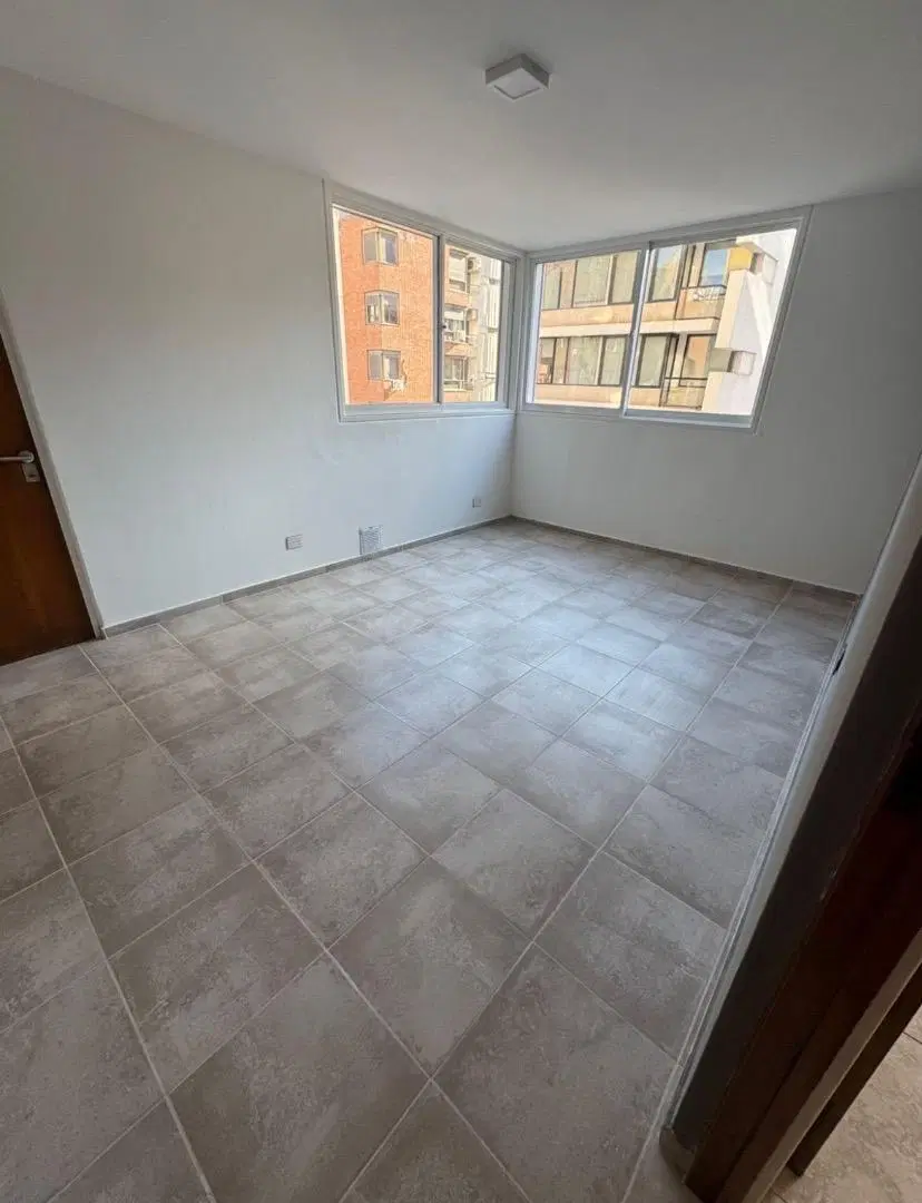 Departamento a la venta! A mts del Buen Pastor! 3