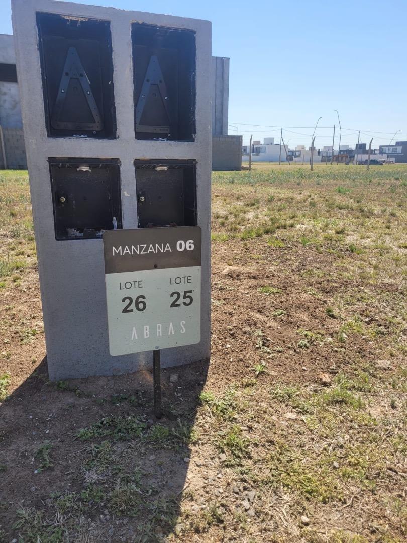 Foto de LOTE EN VENTA - ABRAS DE MANANTIALES-APTO A DUPLEX! 300 mts!, imagen 1