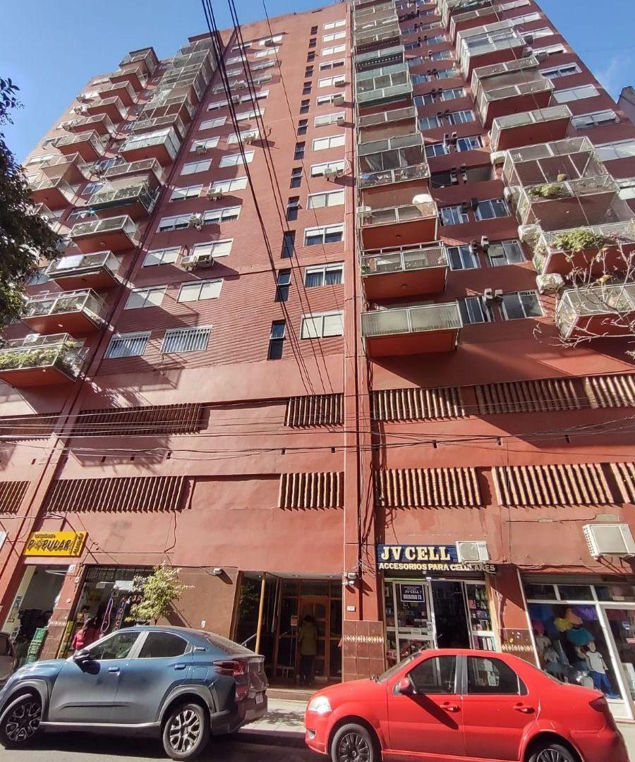 Departamento 2 ambientes balcón al frente y lavadero