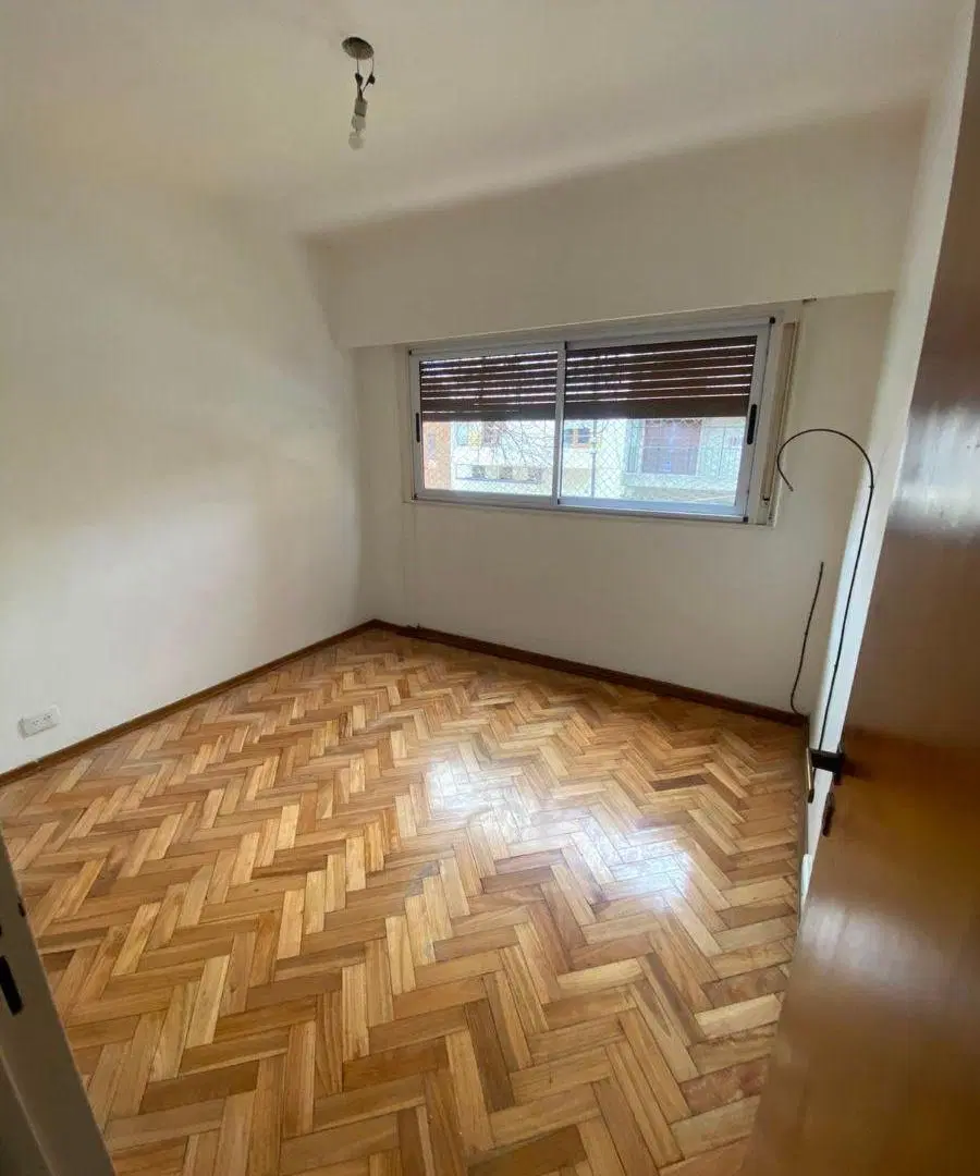 Departamento 3 ambientes balcón al frente y lavadero 4