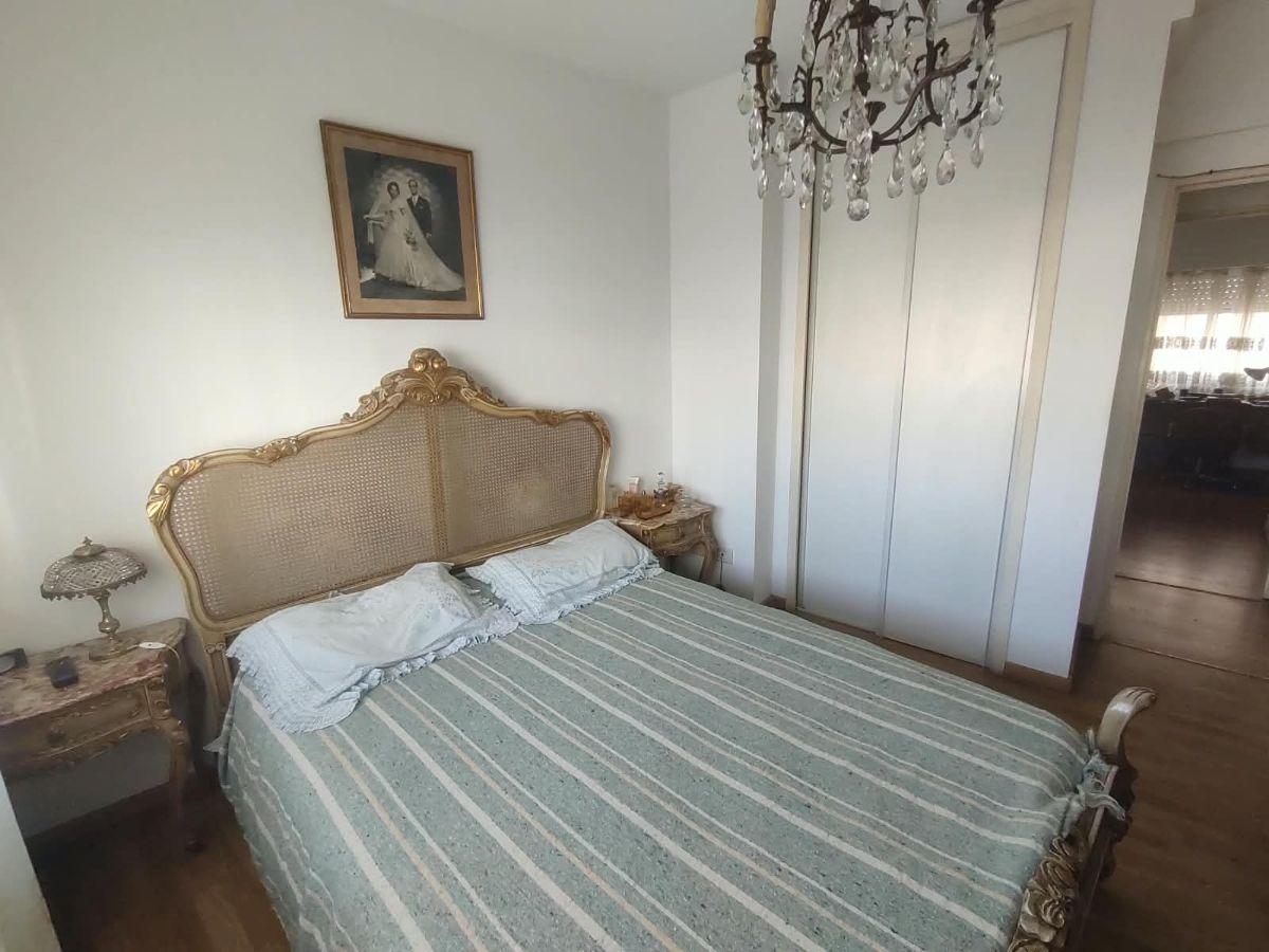 Foto de Venta Dto 4 Ambientes al frente con Balcon, COCHERA Y BAULERA, en, imagen 3