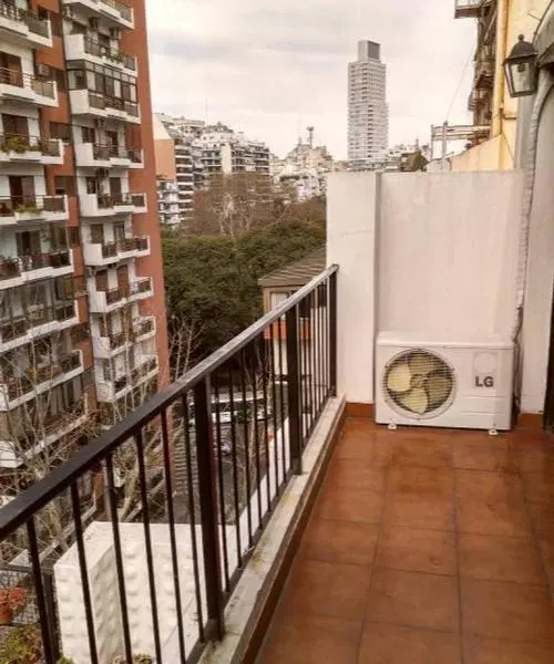 LAFINUR Y GUTIÉRREZ, ESPECTACULAR PISO ALTO FTE. BALCON CORRIDO 3 AMB 3