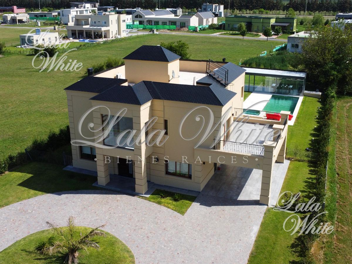 Casa con pileta en venta - Fincas del Alba, Canning, Ezeiza