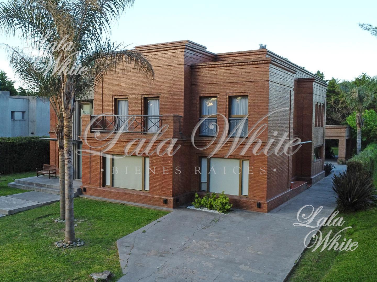 Casa en venta con quincho y pileta en El Lauquén, Canning, San Vicente