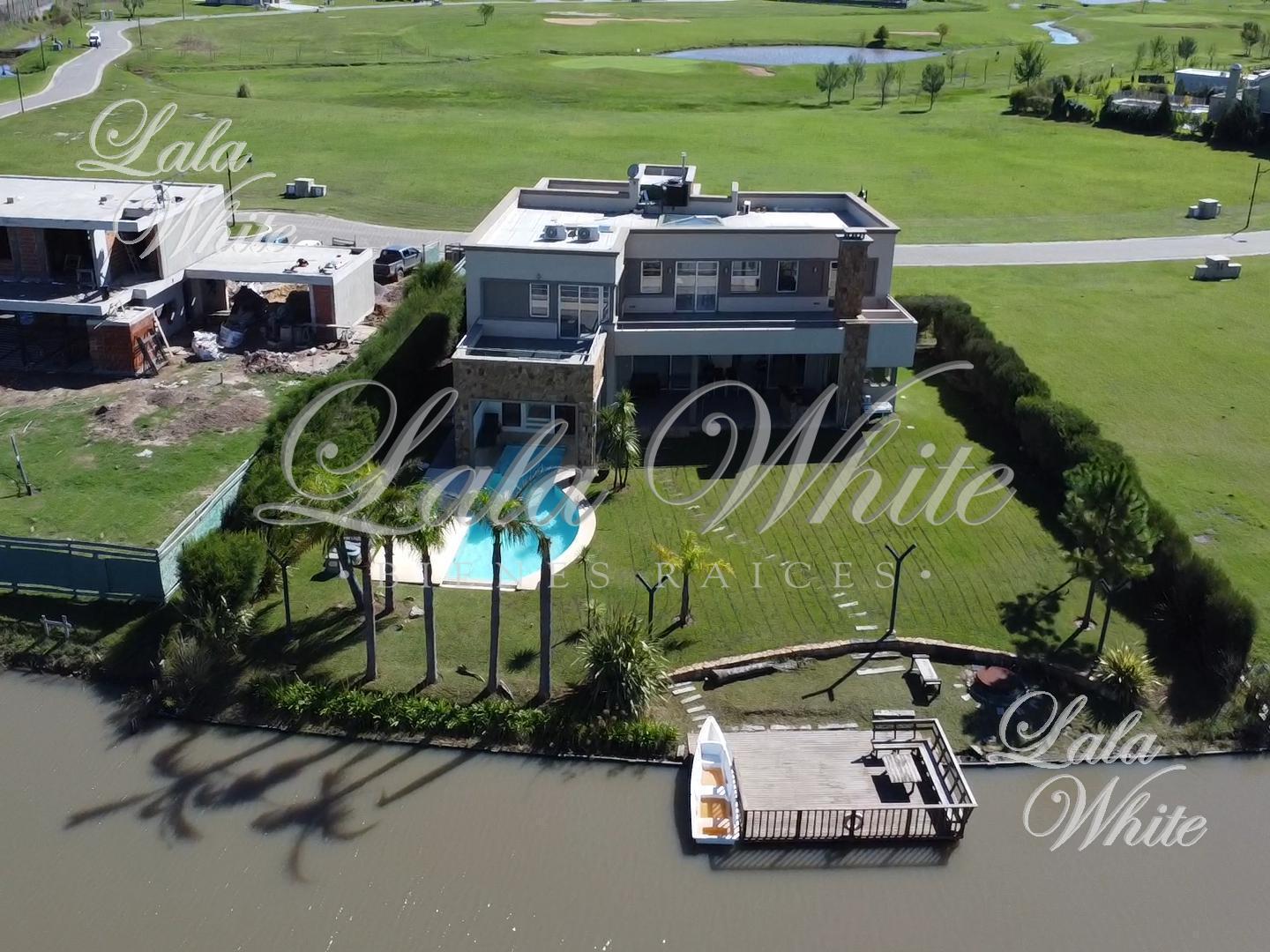 Casa con pileta en venta - La Providencia Country Club, Canning, Ezeiza