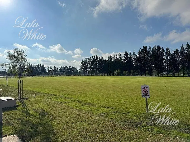 Lote a la laguna en Las Victorias Canning 3
