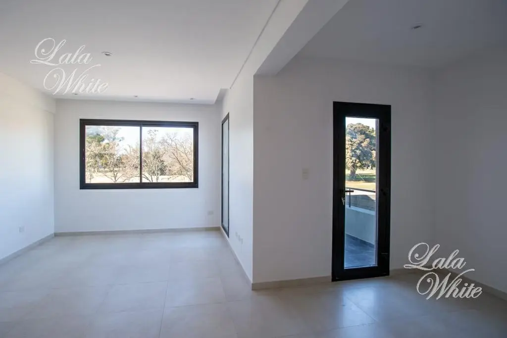 Casa en venta en barrio Lomas Links Ezeiza 5