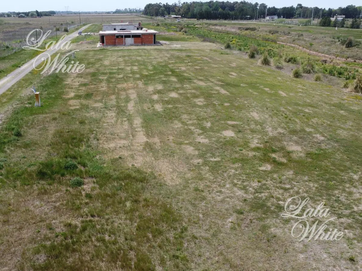 Venta - Lote a la laguna en Tiempos de Canning - Lacus 5
