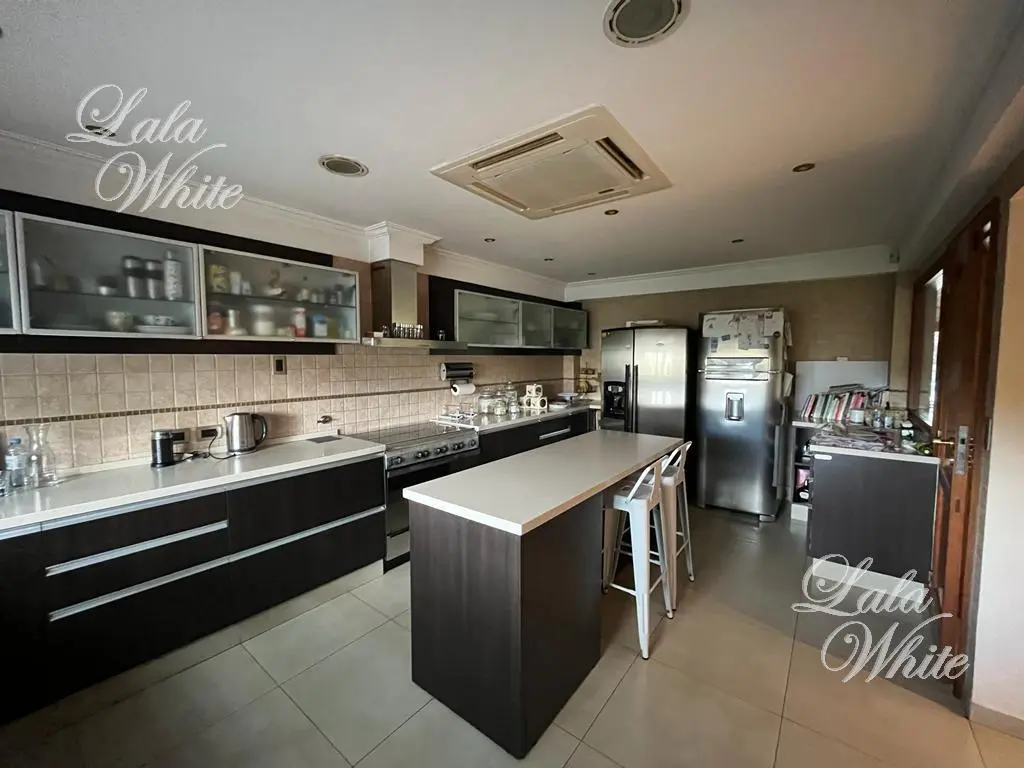 Venta - Casa en San Eliseo 2