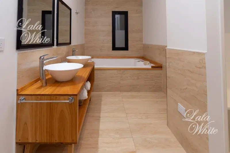 Venta - Casa a estrenar en Estancia Villa María 5
