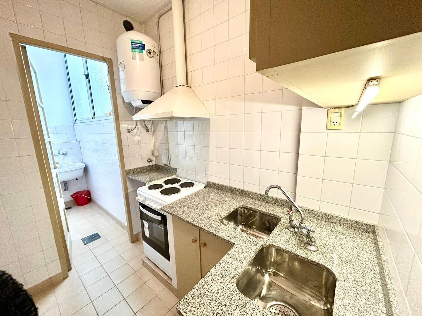 Foto de Departamento en alquiler en Almagro, imagen 2