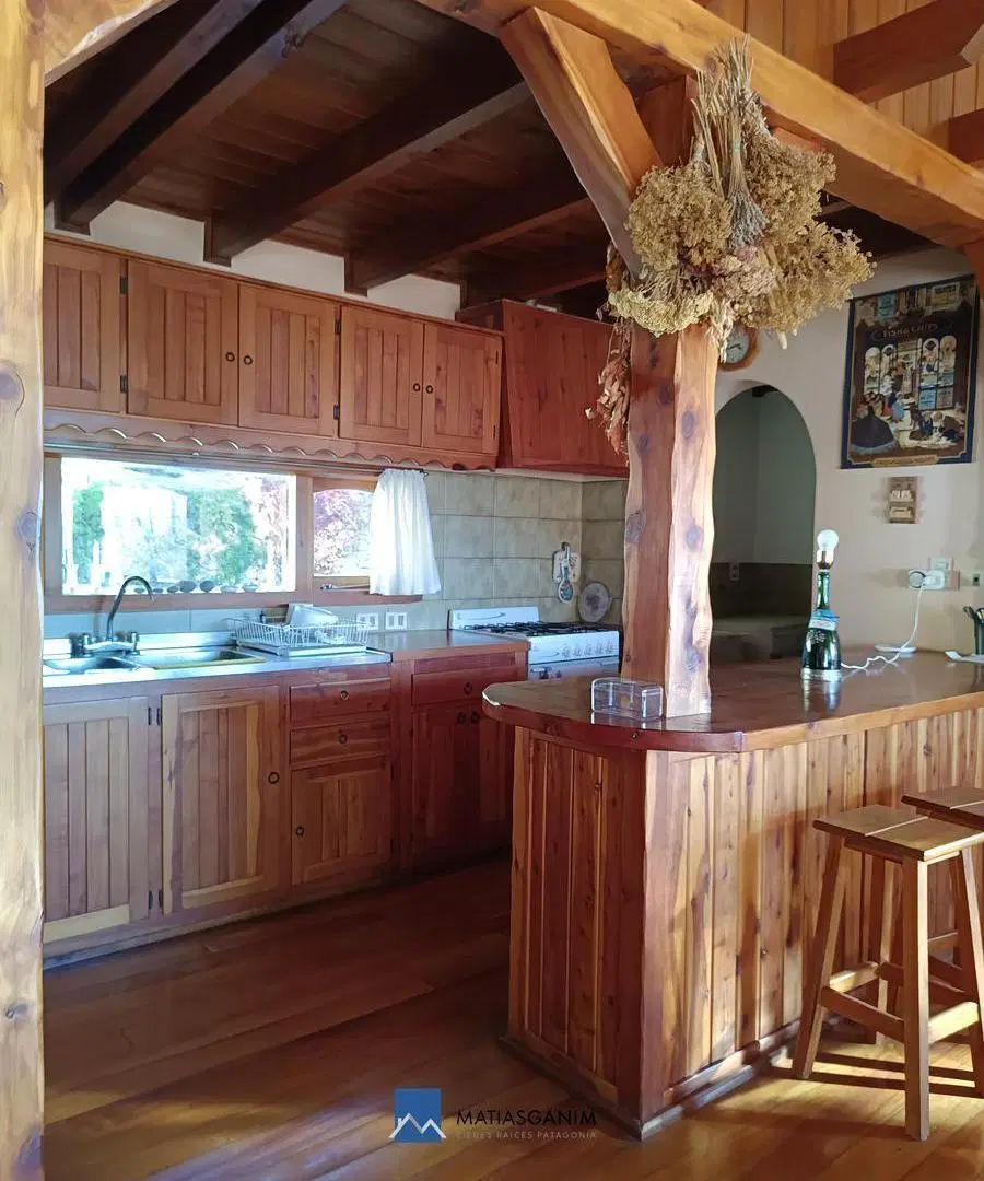 Casa + cabaña en barrio El Faldeo 5