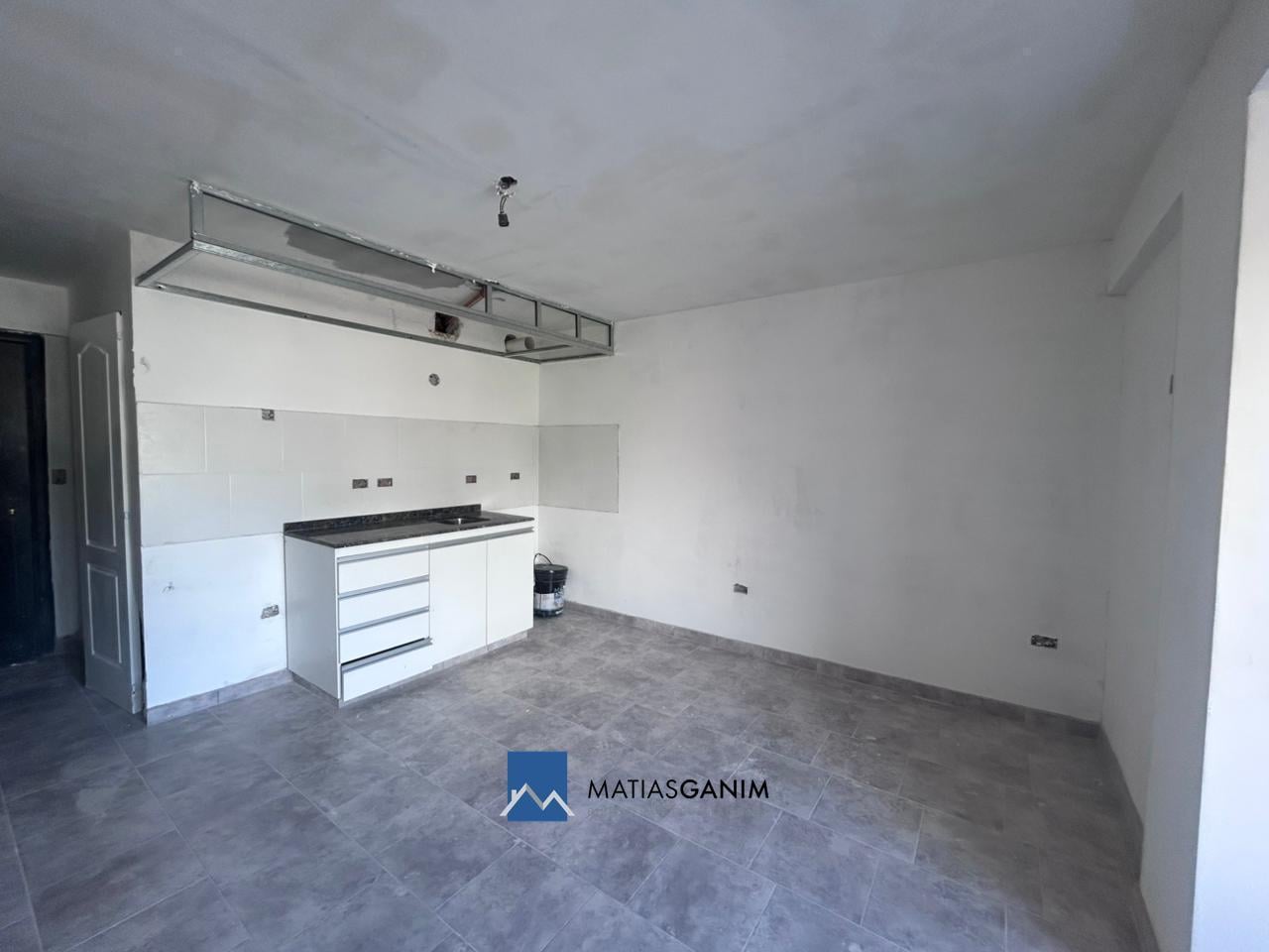 Foto de Monoambiente en VENTA - excelente ubicación, imagen 3