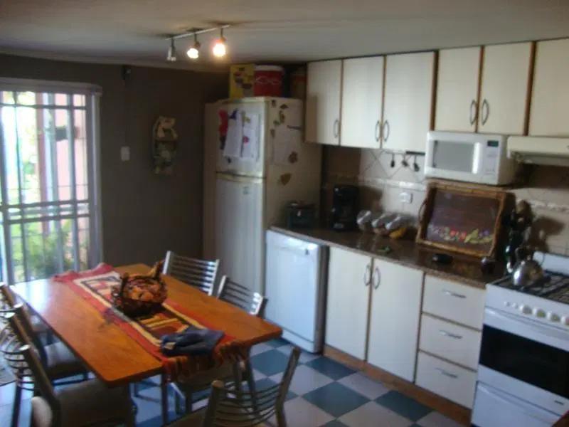 VENDE: CASA 3