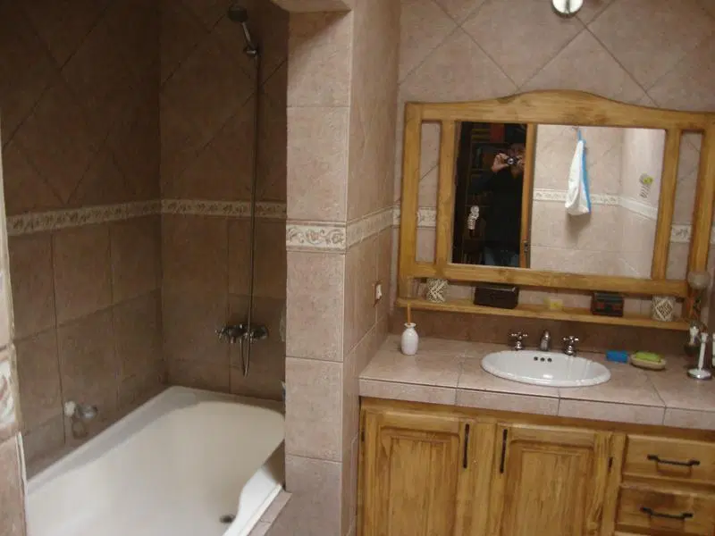 VENDE: CASA 2