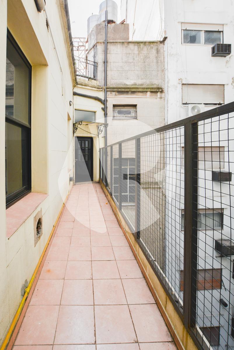 Venta de Piso en San Nicolás - 157 m² Apto Profesional! 2