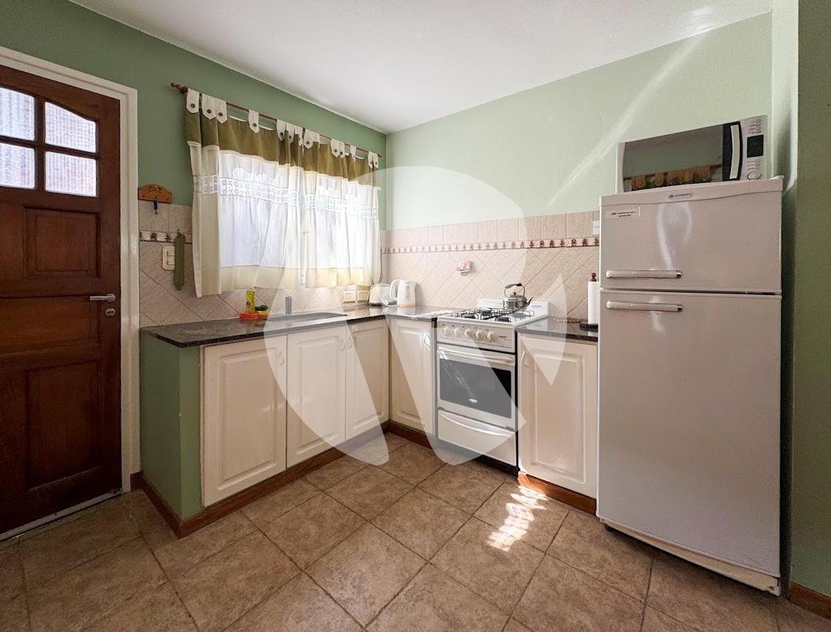 Venta Complejo de Casas en Mar Azul a 1 Cuadra del Mar! 1