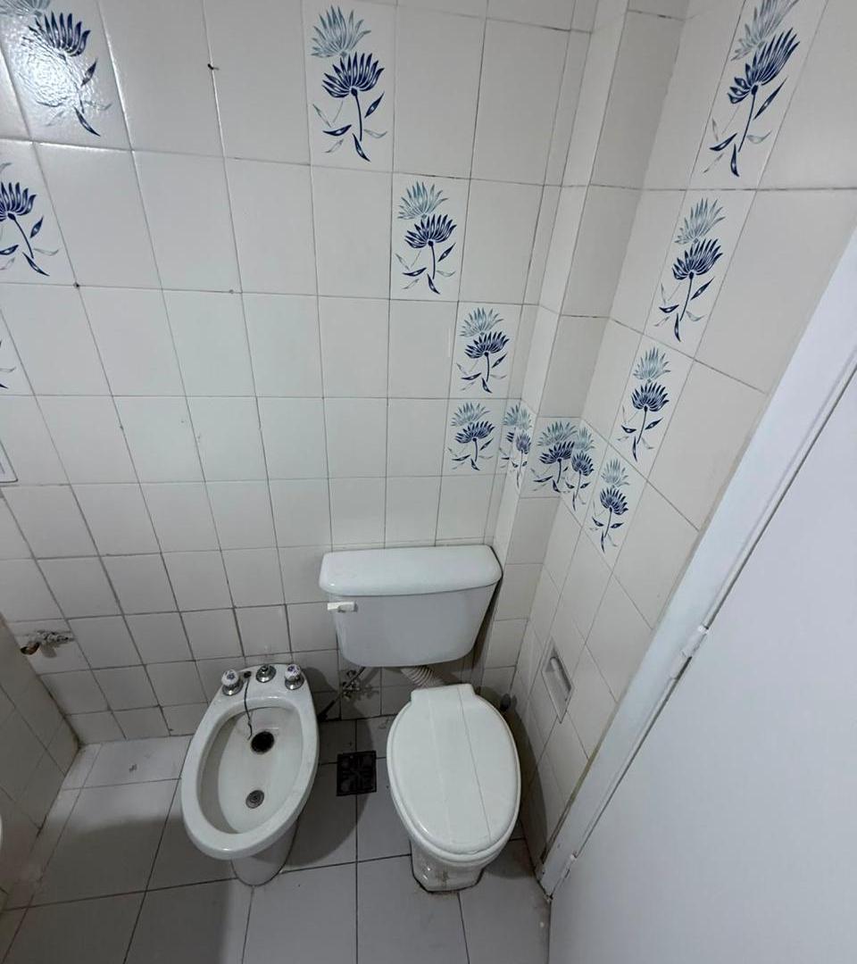 Foto de VENTA DEPARTAMENTO DE 2 DORMITORIOS CON DEPENDENCIA, imagen 4