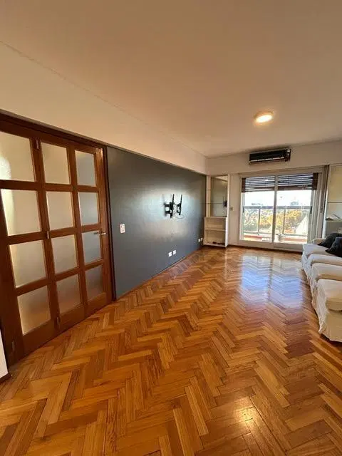 Alquiler de depto 3 ambientes con dependencia, cochera y vista al río 3