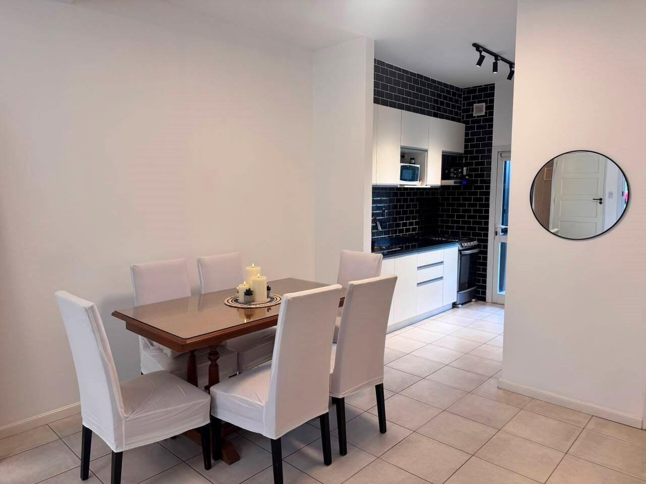 Foto de DEPARTAMENTO 3 AMBIENTES EN VENTA EN PLANTA BAJA CON JARDIN EN HOMES, imagen 4