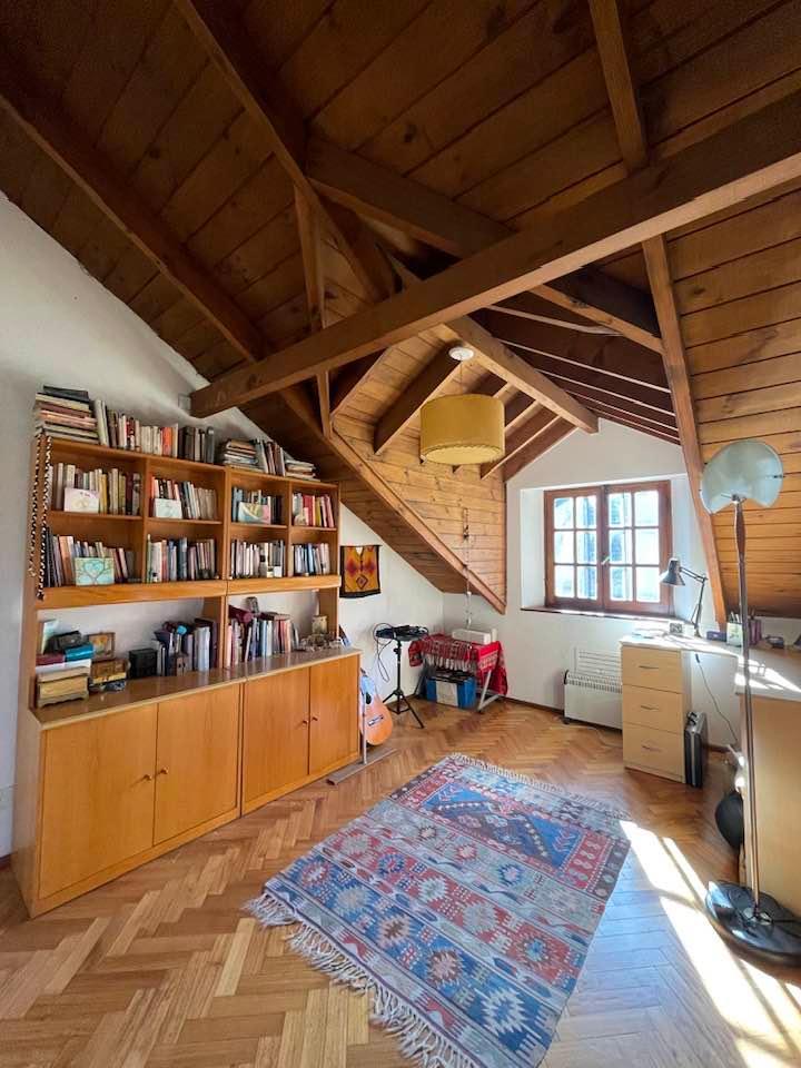 Casa en Venta 5 Dorm. Jardin y Pileta en La Horqueta 3