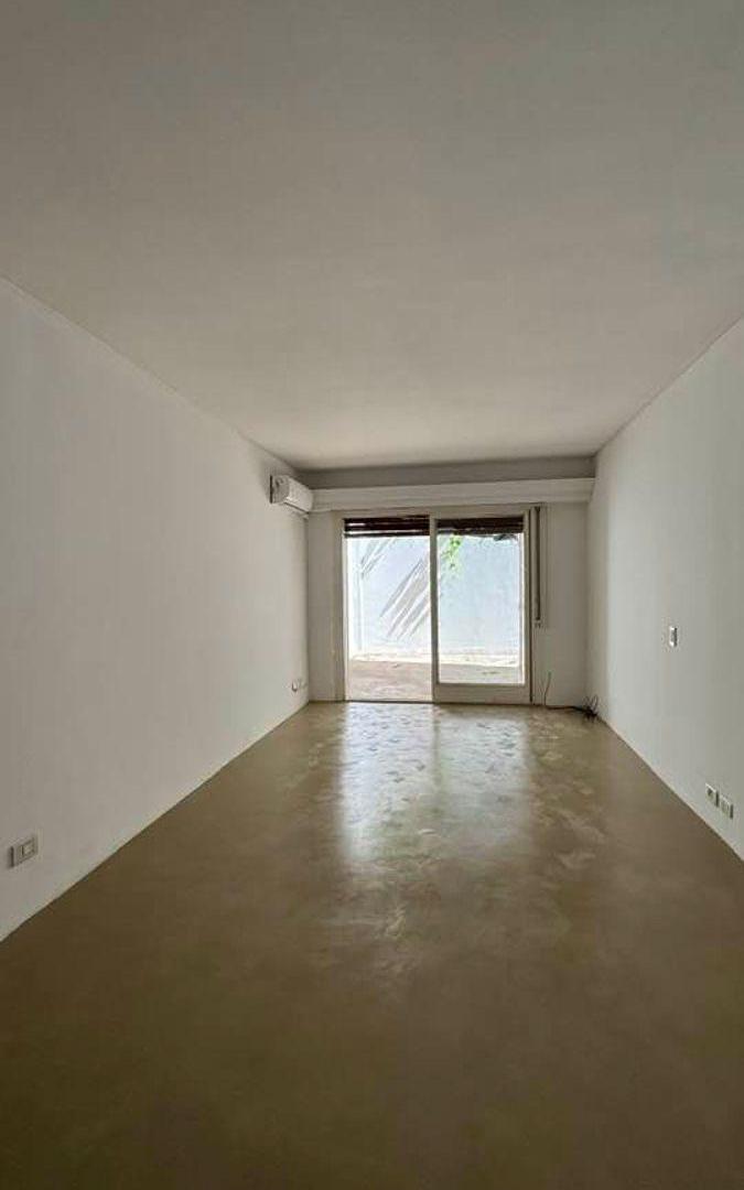Foto de RESERVADO - Departamento alquiler 3 ambientes gran patio en Belgrano, imagen 2