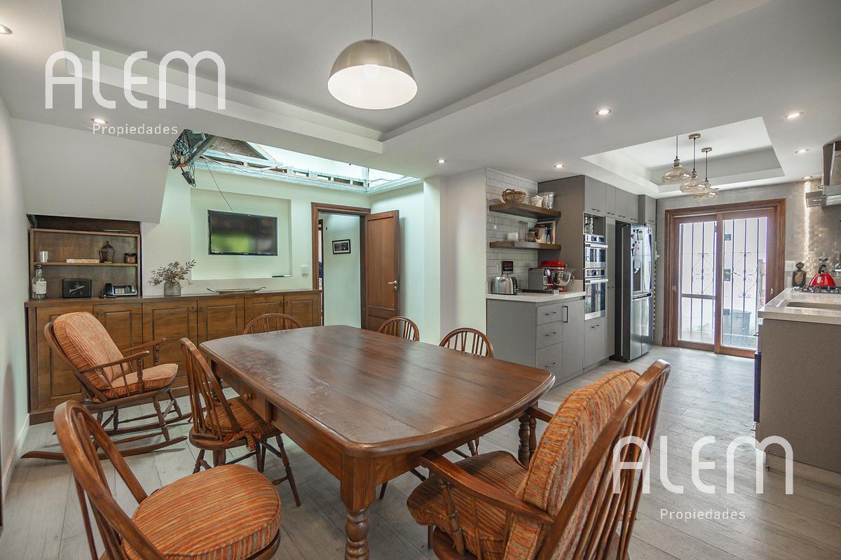 CASA EN VENTA ALEM 400 - LOMAS DE ZAMORA