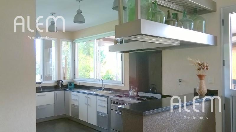 Foto de Casa en Venta en CAMPOS de ROCA, imagen 4