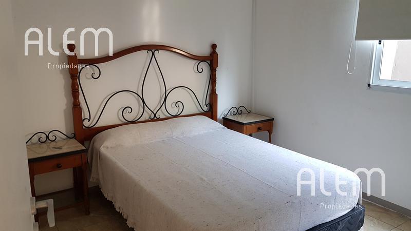 Casa de dos dormitorios en venta en El Bosquecillo