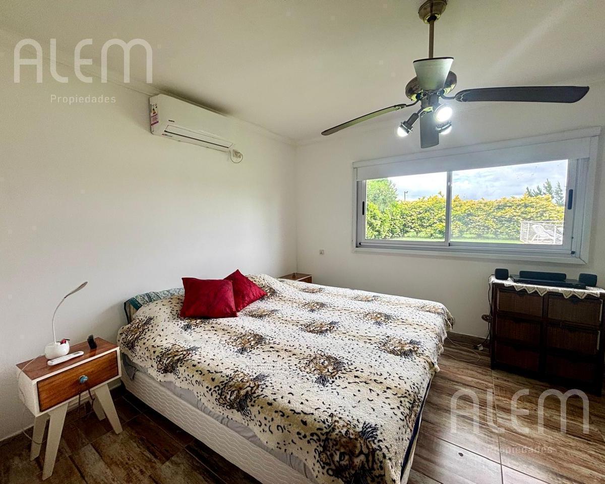 Foto de Casa en una planta en el Barrio de Santa Juana, imagen 3
