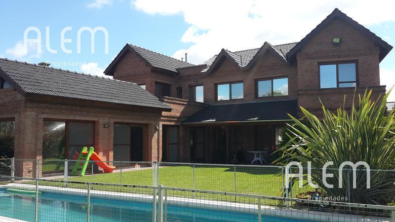 El Ombu | VENTA | 6 Dormitorios (3 en Suite)