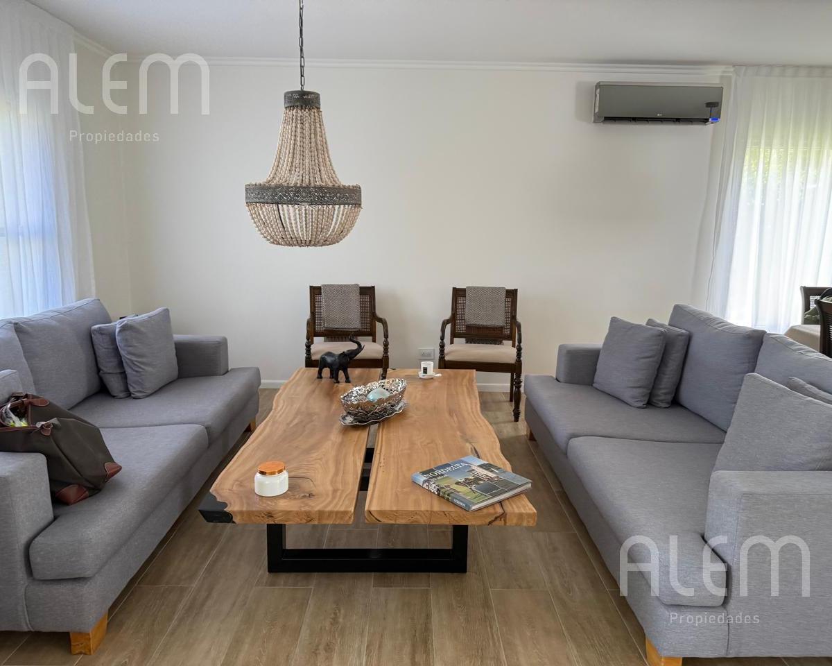 Casa de 5 dormitorios en venta en Los Castores, Nordelta