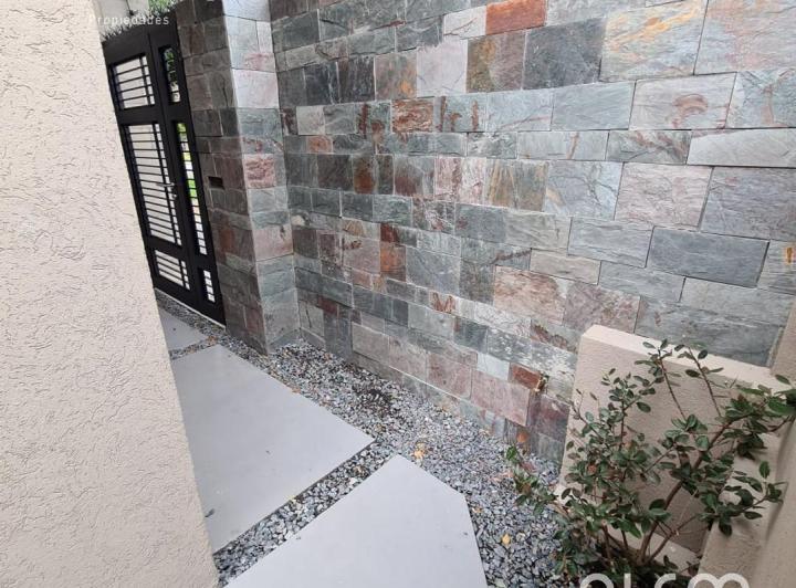 Casa en venta en Lomas de Zamora Oeste 5