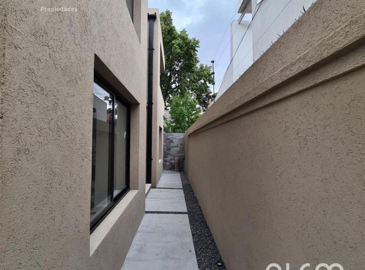 Casa en venta en Lomas de Zamora Oeste 5