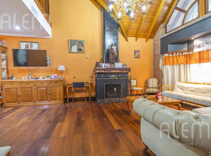 Casa de 3 dormitorios en venta en Lomas de Zamora Oeste 5