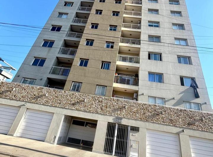 Departamento en VENTA O ALQUILER en Monte Grande con balcon y  cochera. 1