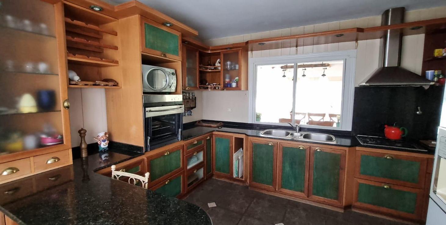 Foto de Casa en venta de 4 dormitorios en El Ombú, imagen 2