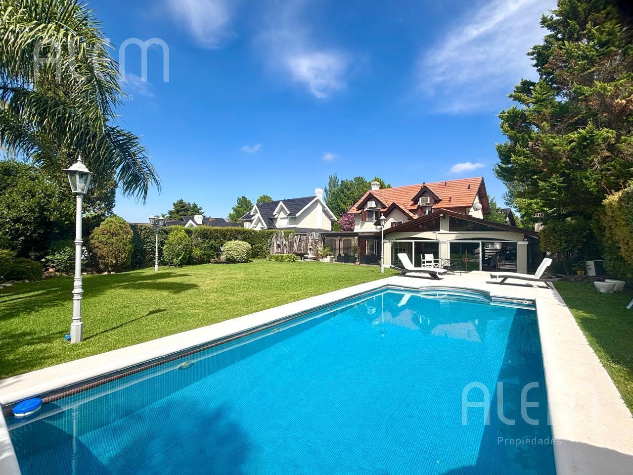 Casa en Venta en Canning | Echeverria Del Lago