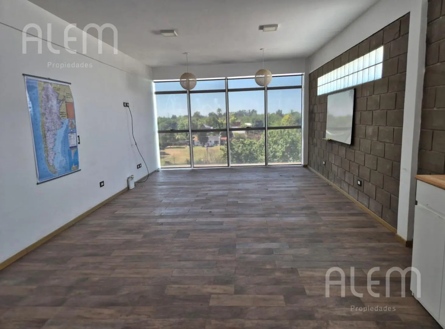Oficina en venta en Canning 4