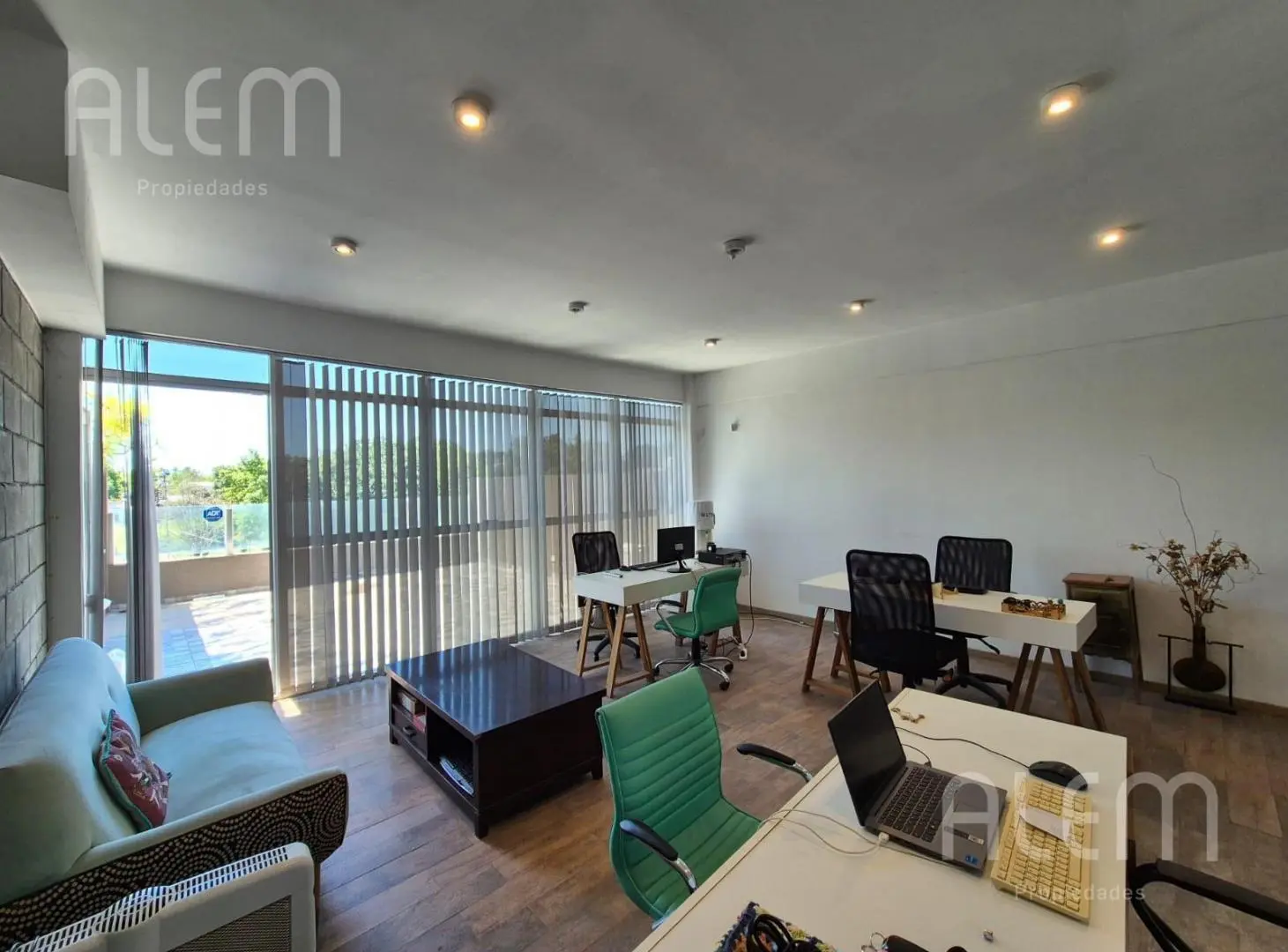 Oficina en venta en Canning 5