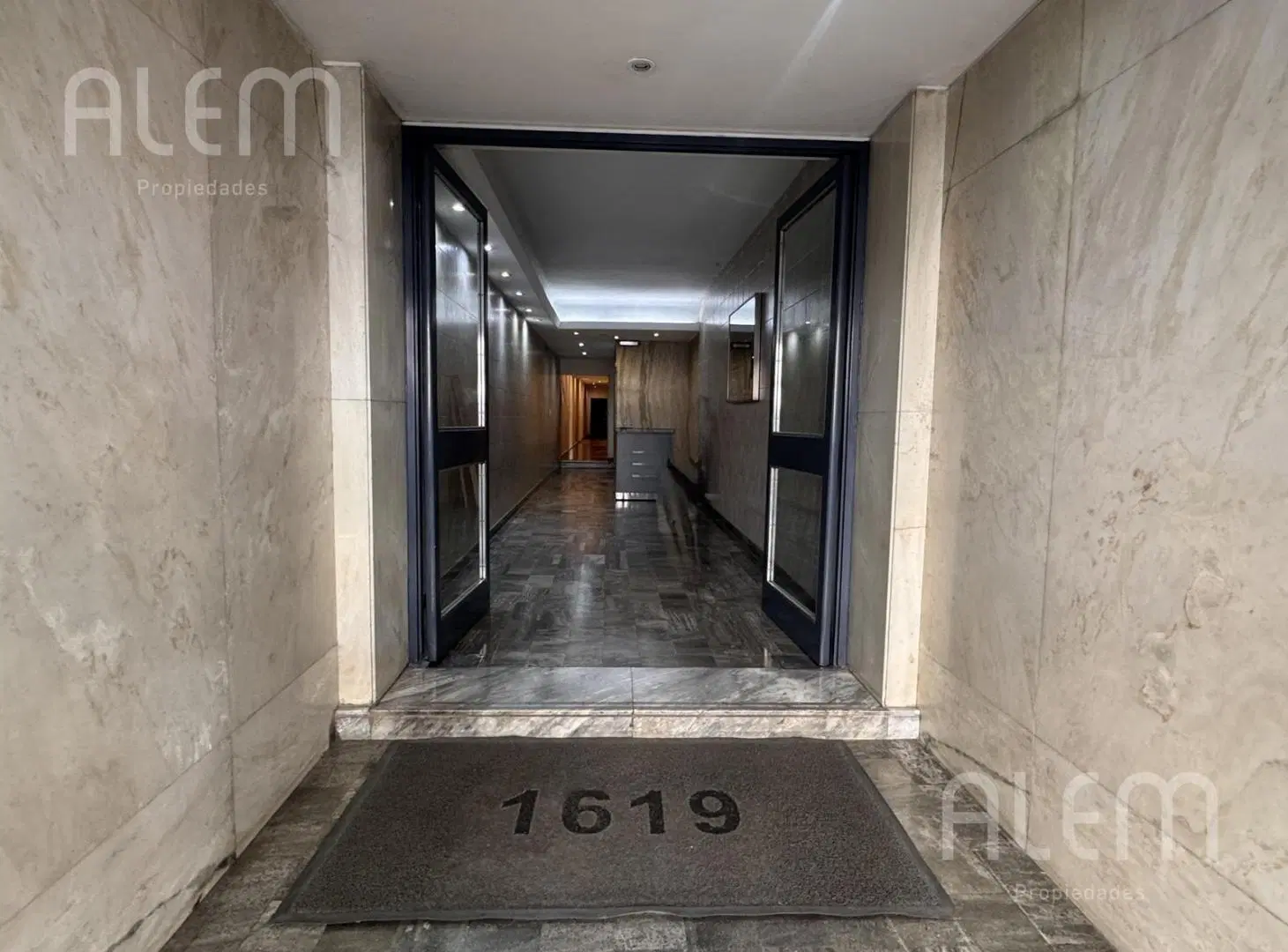 Oficina en venta en San Nicolás, CABA 2