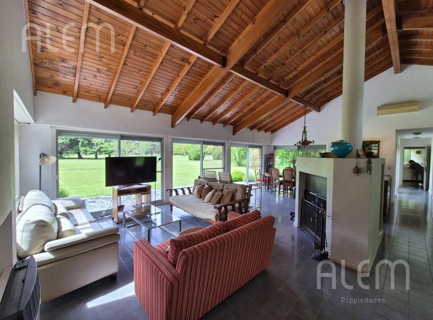 Casa en Alquiler en El Ombu 4