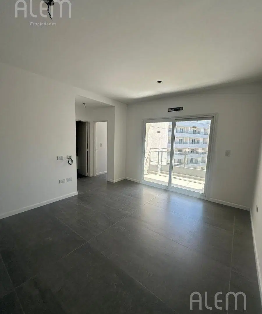 Departamento en Venta en Canning 3