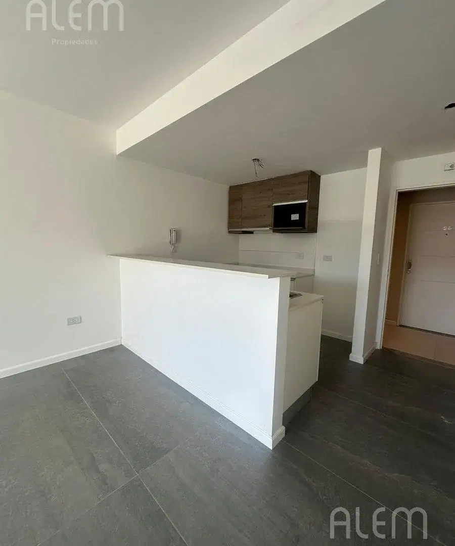 Departamento en Venta en Canning 3