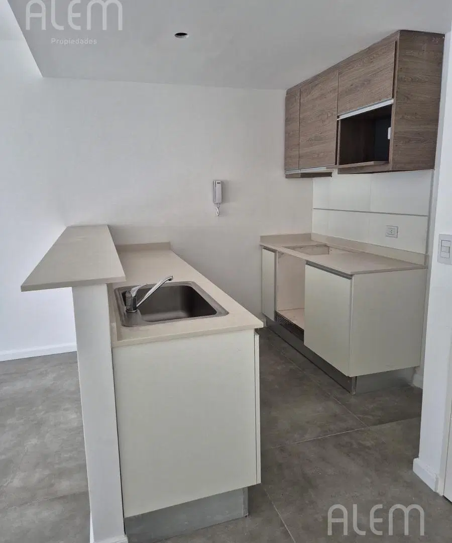 Departamento en Venta en Canning 5