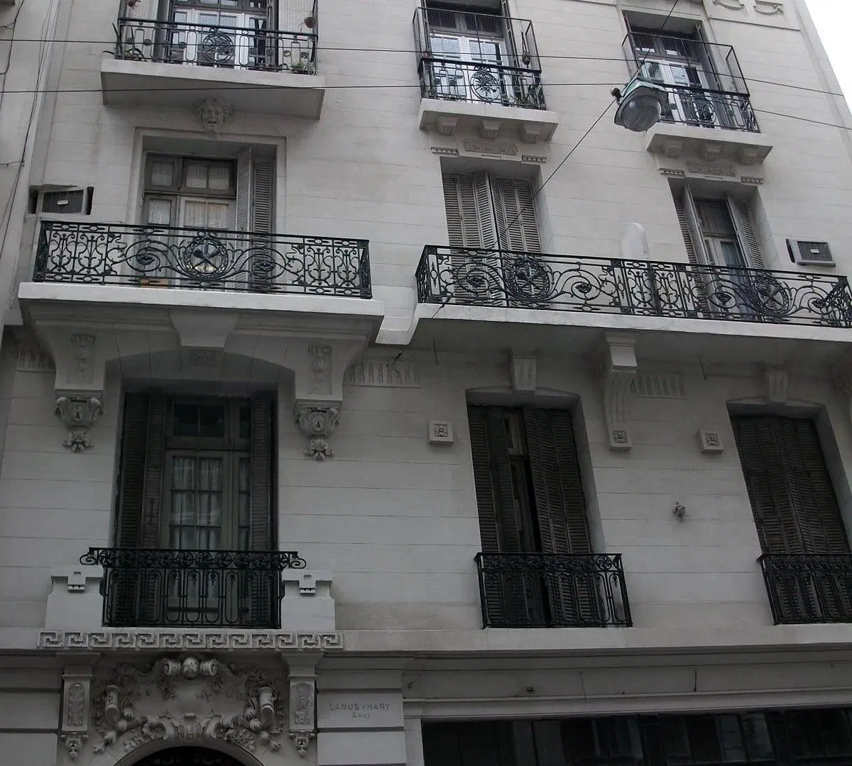 Departamento de 5 ambientes (Piso entero) en Venta en Monserrat 2