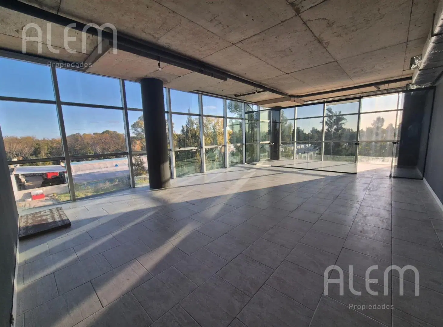 Oficina en VENTA y ALQUILER | Amaneceres Office 1
