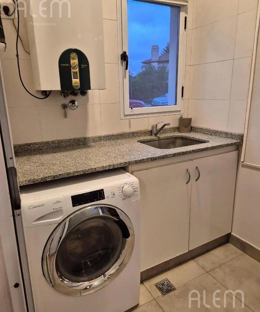 Casa en VENTA y ALQUILER en El Centauro, Canning 3